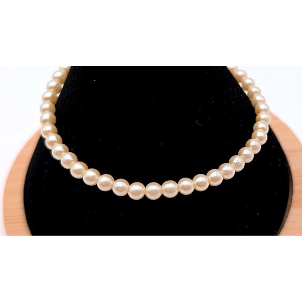 Trifari Vintage Faux Pearl Strand Bracelet Gold Tone Clasp Cream Bridal Classic